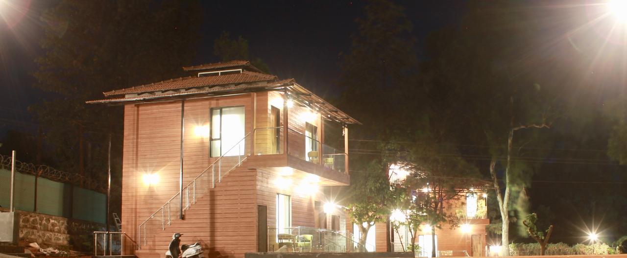 Lotus Farms Resort, Mahableshwar มหาบาเลชวาร์ ภายนอก รูปภาพ